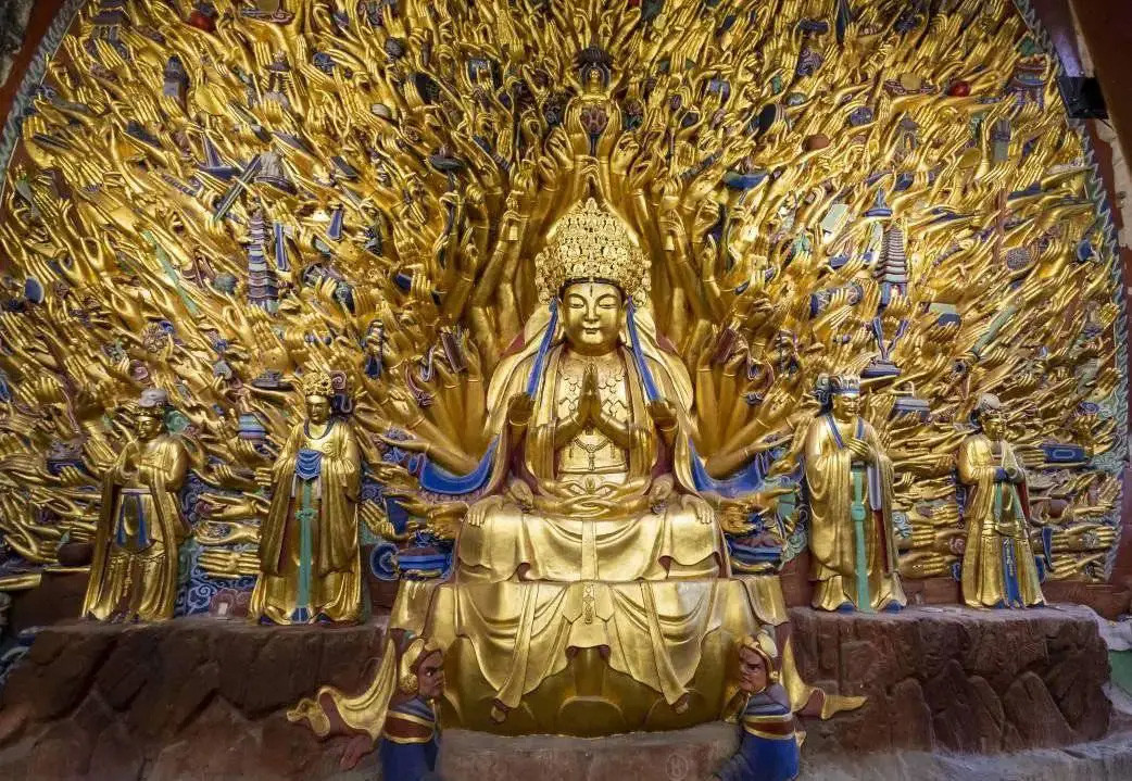 重庆大足石刻千手观音像