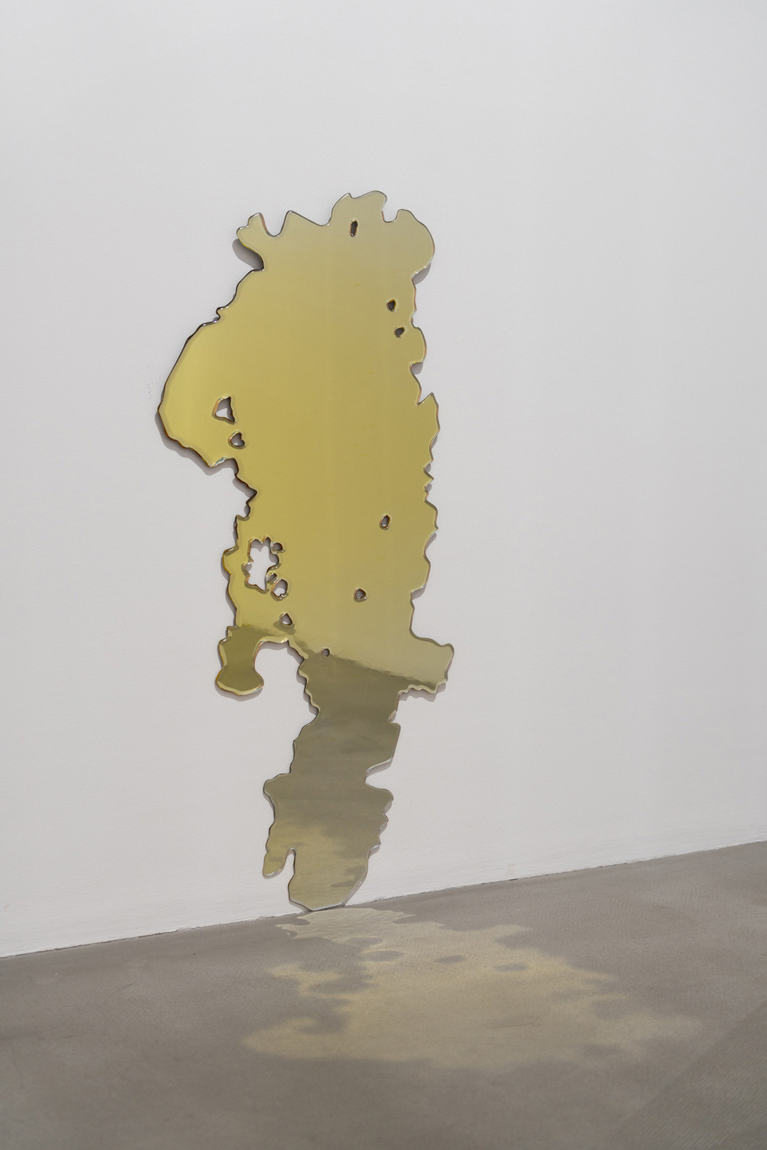 《撒泡尿照照》，曹雨